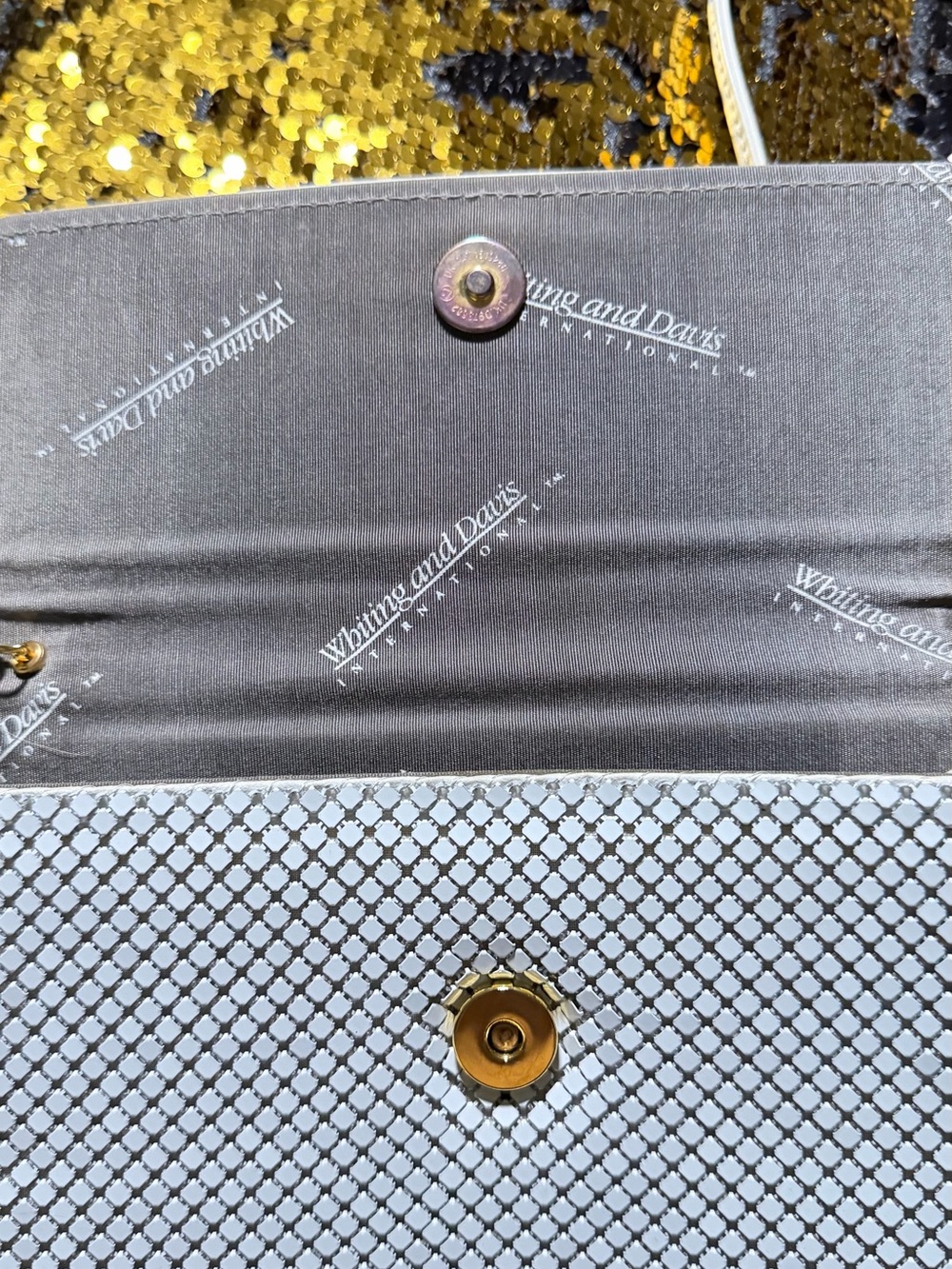 Y2K Modern Vintage Whiting & Davis Gold Tone Mesh Chainmail clutch crossbody USA - Picture 3 of 9